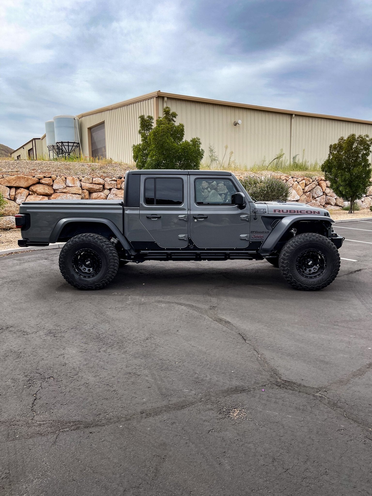 Jeep Gladiator Rock Sliders - Hepta MFG