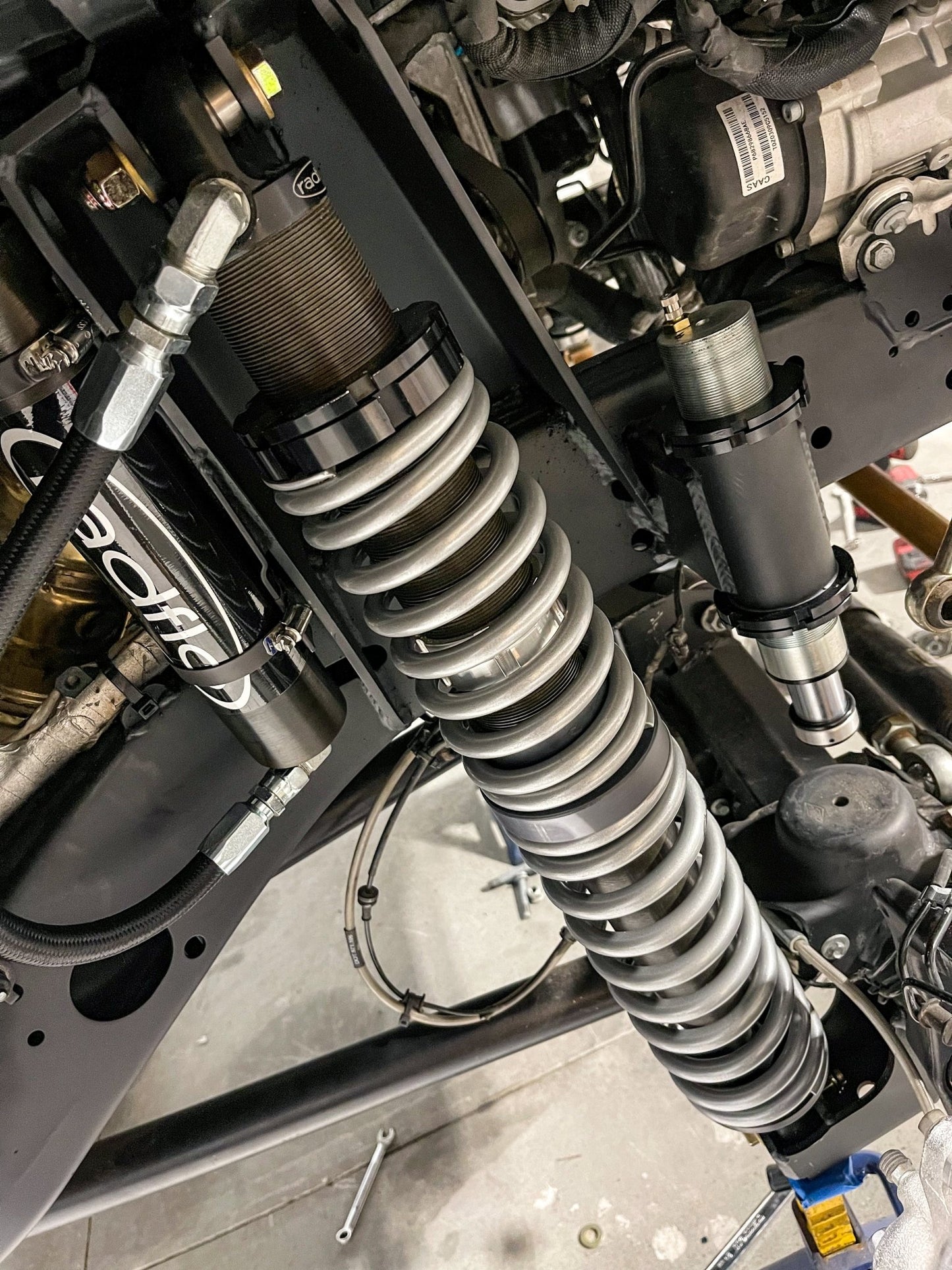 JK/JL/JT Front Shock Towers for 12" coilovers - Hepta MFG